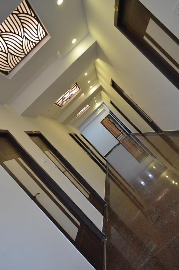 Hotel Ambai Grand Ambāsamudram Esterno foto