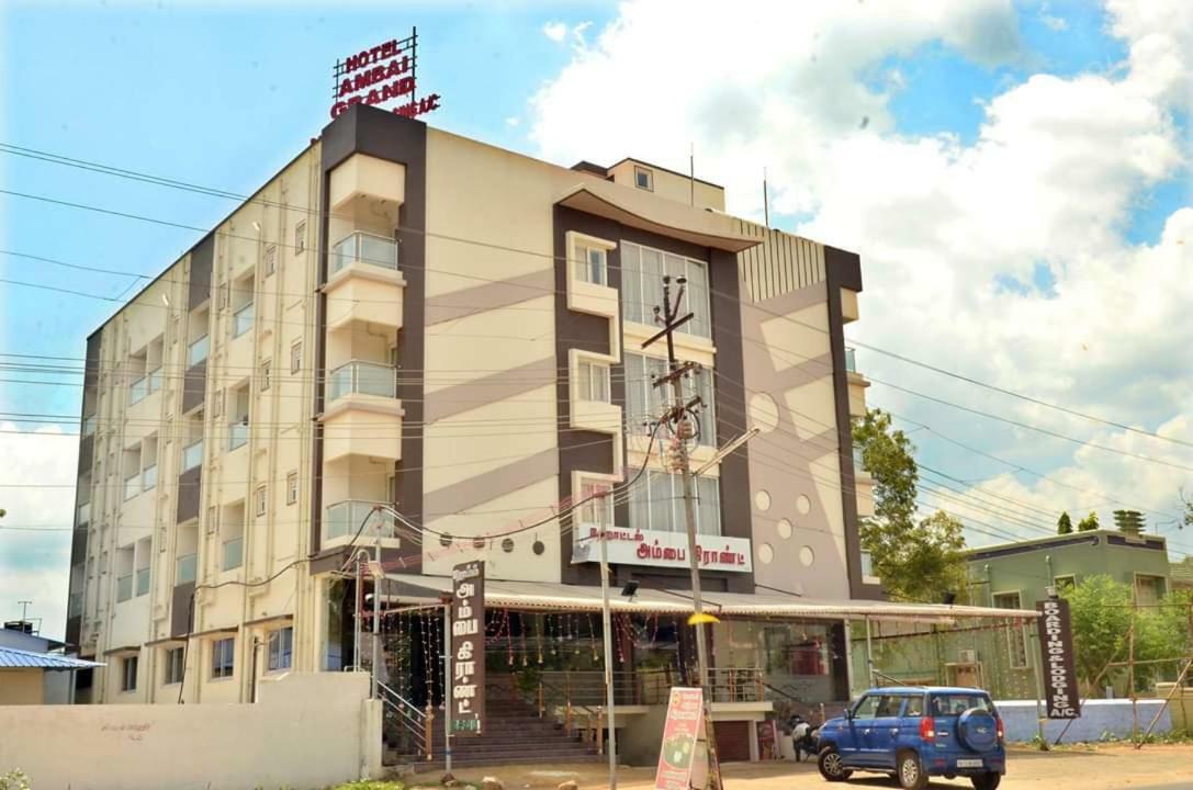 Hotel Ambai Grand Ambāsamudram Esterno foto